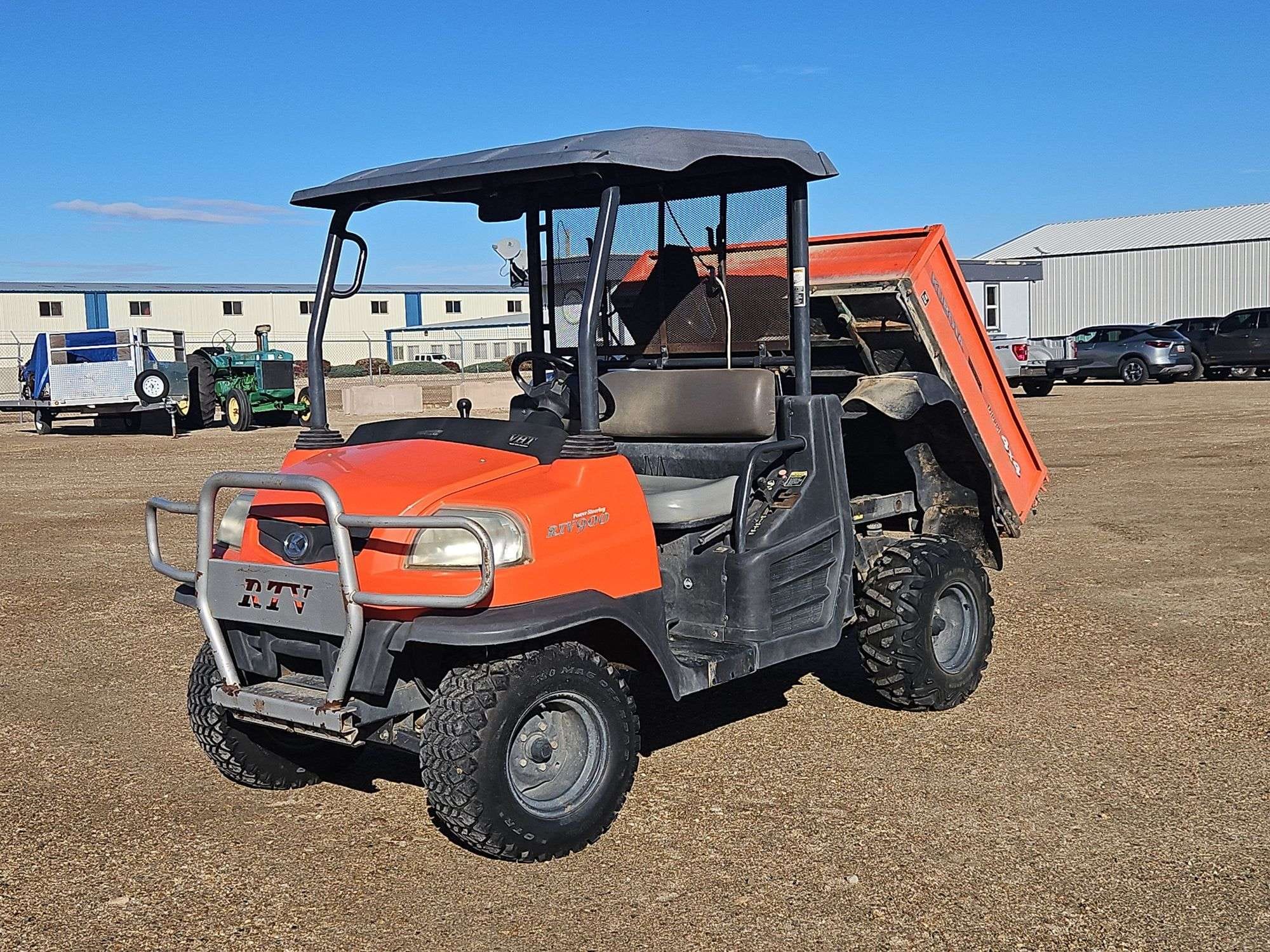Kubota RTV900 Equipment Image0