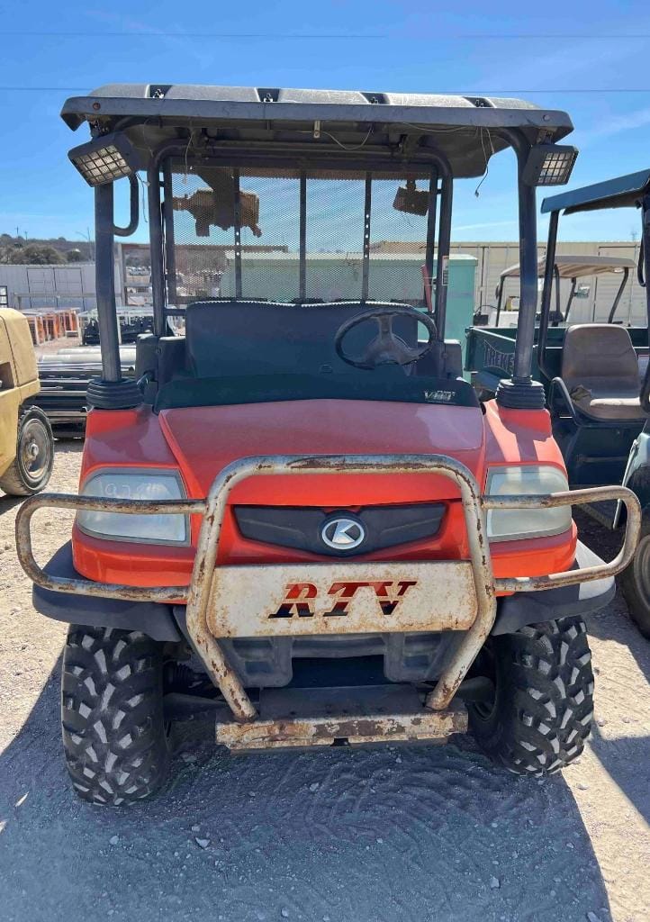 Kubota RTV900 Equipment Image0