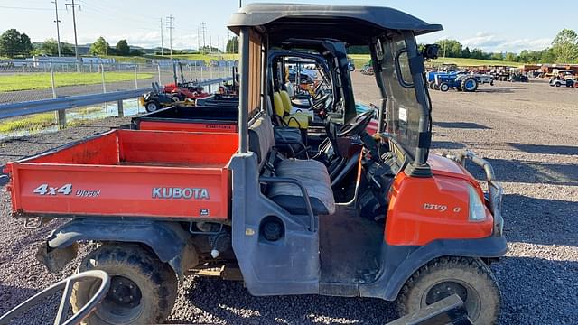 Image of Kubota RTV900 equipment image 4