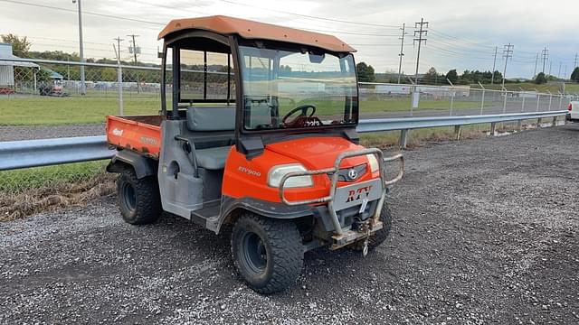 Image of Kubota RTV900 equipment image 2