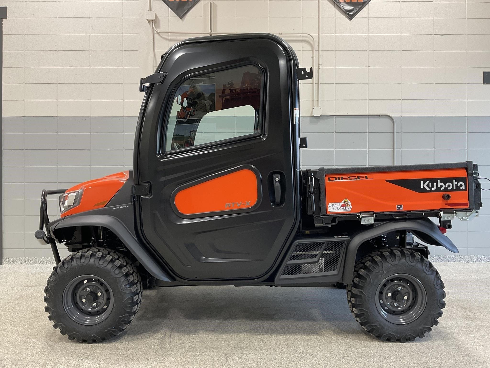 Kubota RTV-X Equipment Image0
