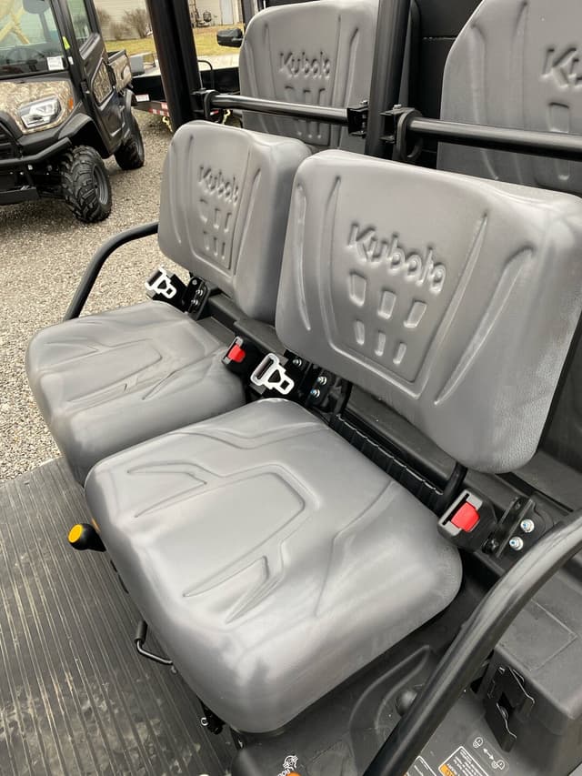 Image of Kubota RTV-X Crew equipment image 1