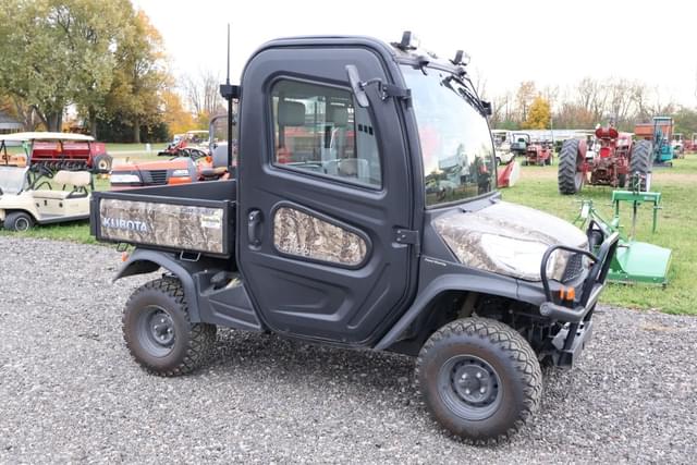 Image of Kubota RTV-X1100C equipment image 2