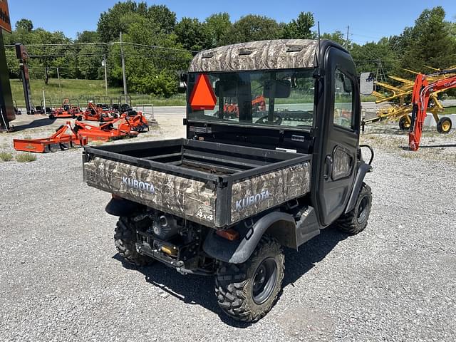 Image of Kubota RTV-X1100 equipment image 2
