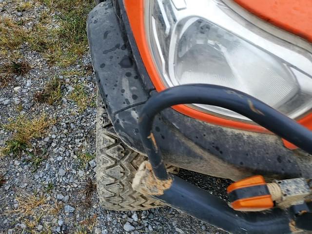 Image of Kubota RTV-X1100C equipment image 4