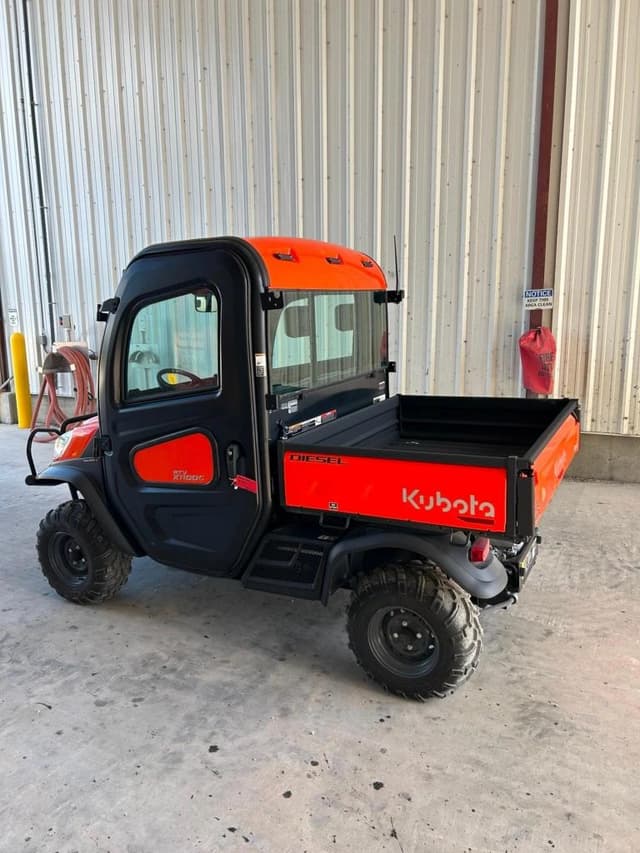 Image of Kubota RTV-X1100C equipment image 1