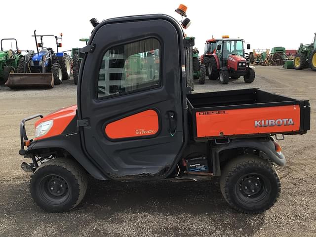 Image of Kubota RTV-X1100C equipment image 3