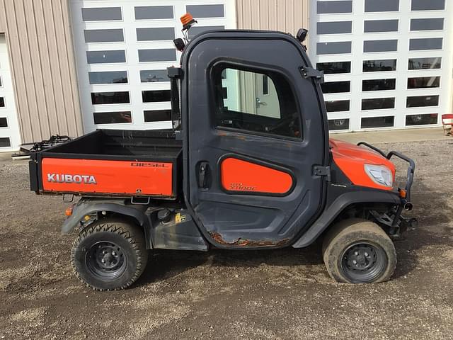 Image of Kubota RTV-X1100C equipment image 2