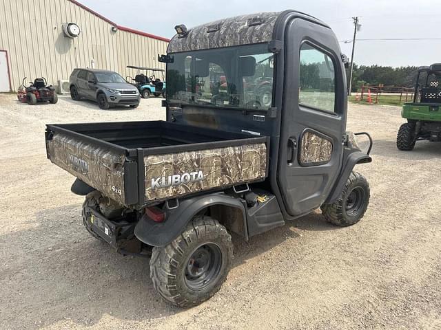 Image of Kubota RTV-X1100C equipment image 4
