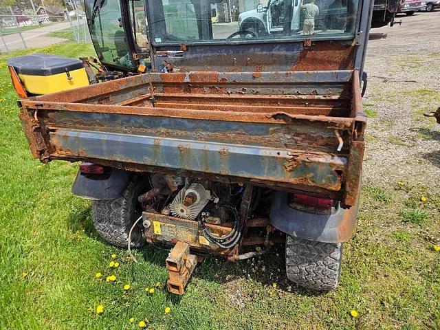 Image of Kubota RTV-X1100C equipment image 3