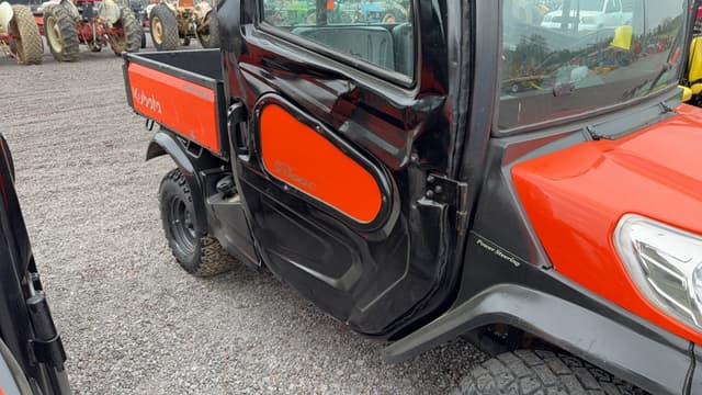 Image of Kubota RTV-X1100C equipment image 4
