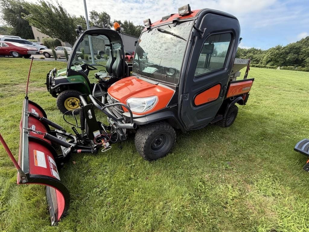 Kubota RTVX1100CW Equipment Image0