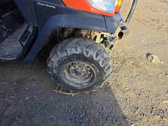 Image of Kubota RTV-X1140 equipment image 2
