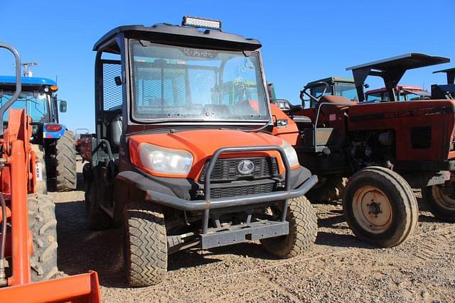 Image of Kubota RTV-X900 equipment image 3