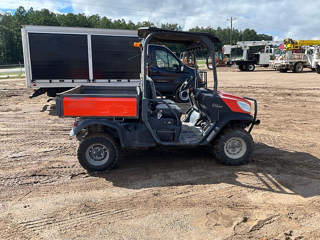 Image of Kubota RTV-X900 equipment image 3