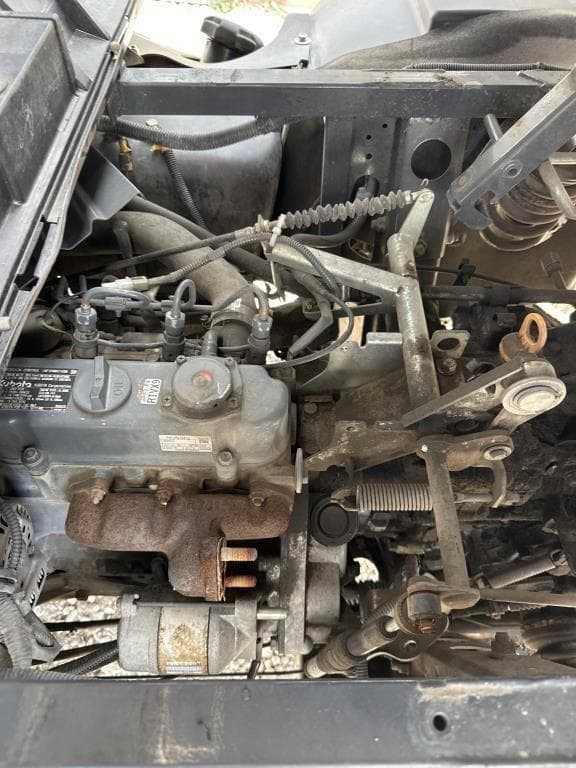 Image of Kubota RTV-X900 equipment image 3