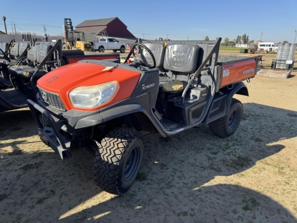 Kubota RTV-X900 Equipment Image0