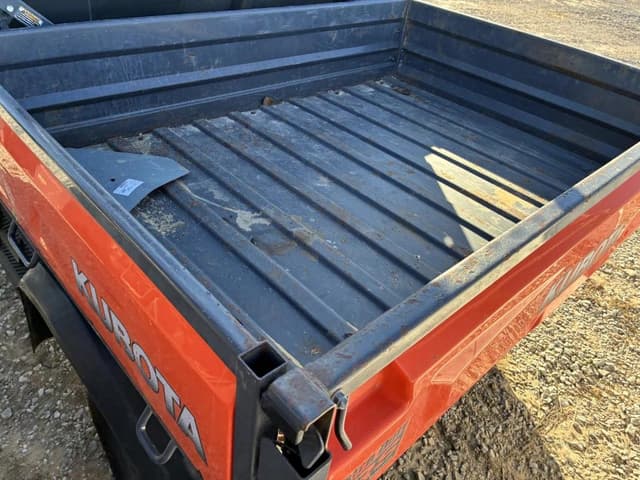 Image of Kubota RTV-X900 equipment image 4