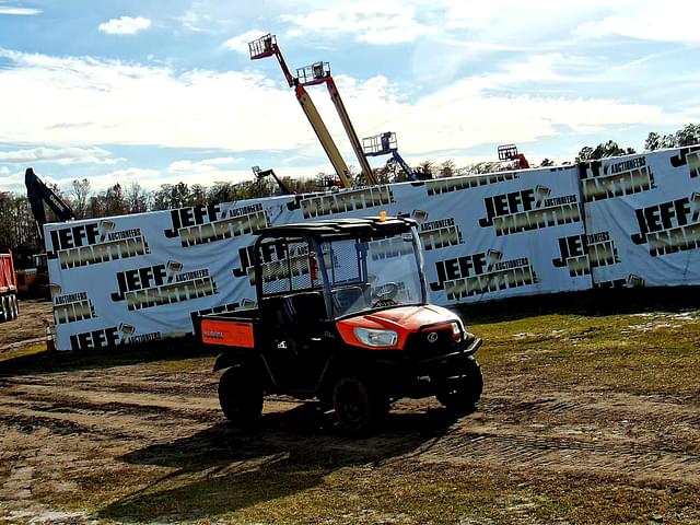 Image of Kubota RTV-X900 equipment image 2