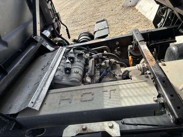 Image of Kubota RTV-XG850 equipment image 4