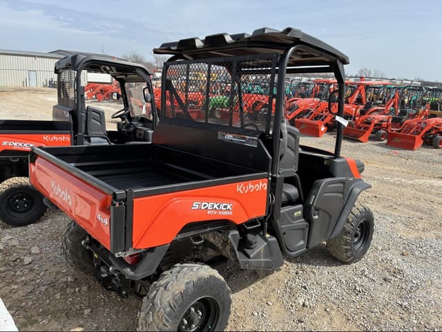Image of Kubota RTV-XG850 equipment image 2