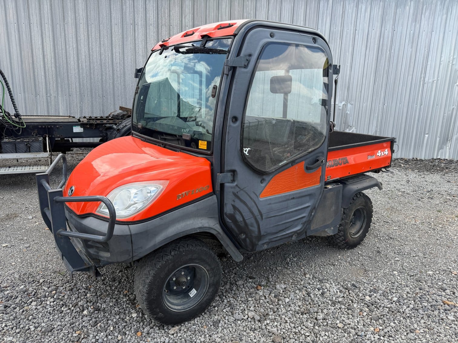 Kubota RTV1100 Equipment Image0