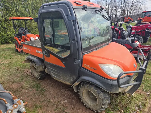 Image of Kubota RTV1100 equipment image 4