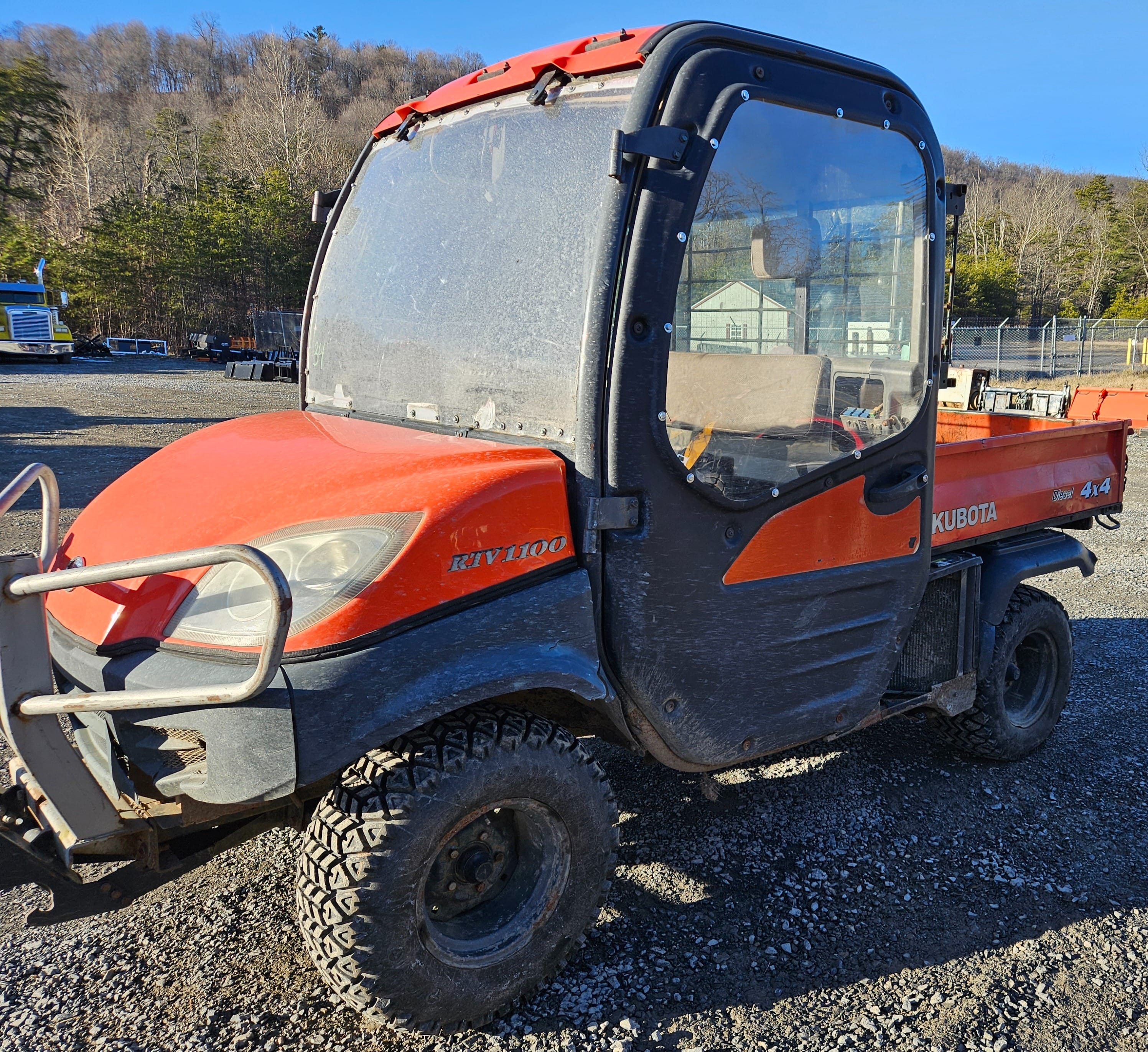 Main image Kubota RTV-1100