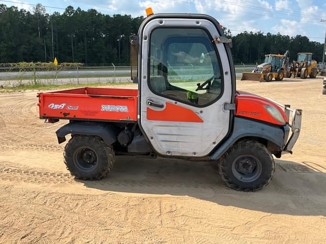 Image of Kubota RTV-1100 equipment image 3
