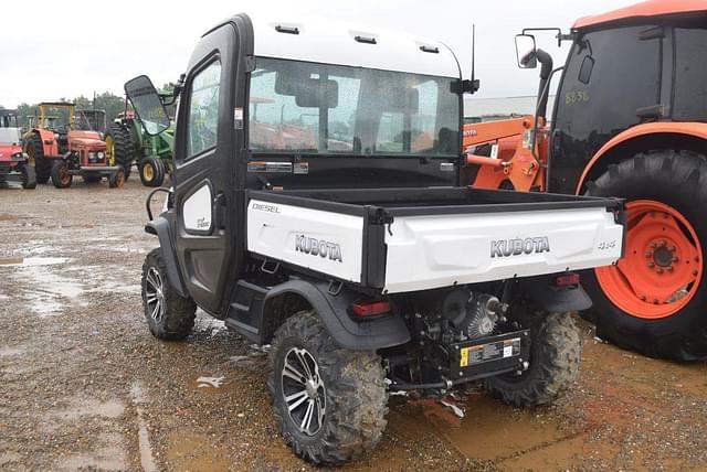 Image of Kubota RTV-X1100C equipment image 1