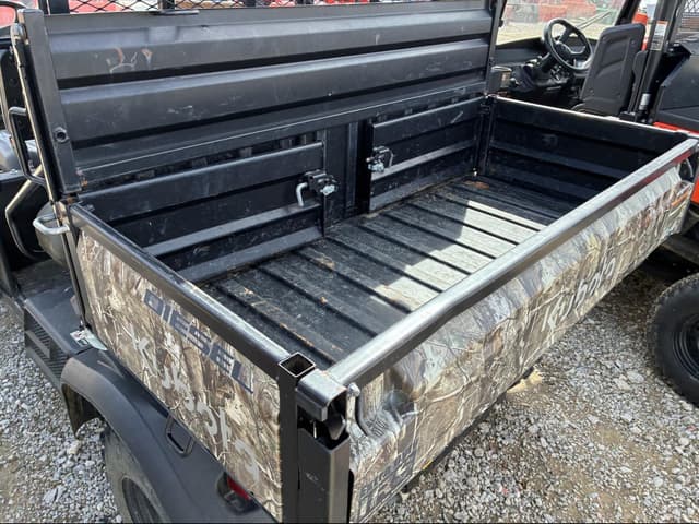 Image of Kubota RTV1140 equipment image 4