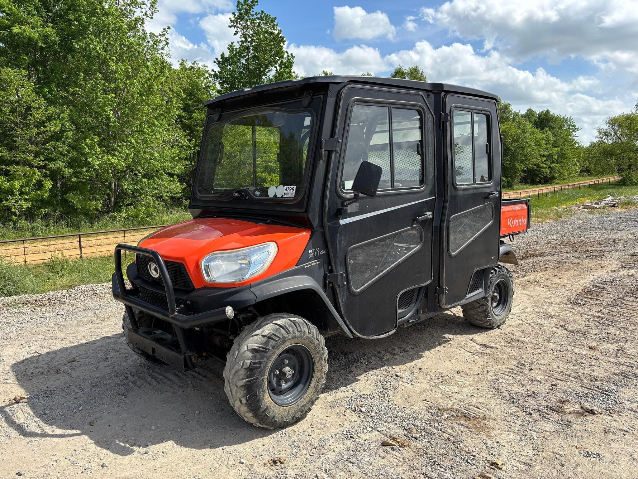 Kubota RTV1140 Equipment Image0