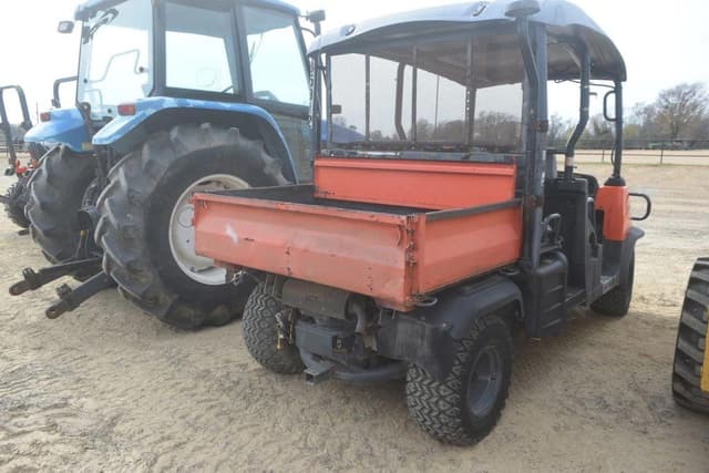 Image of Kubota RTV1140 equipment image 2