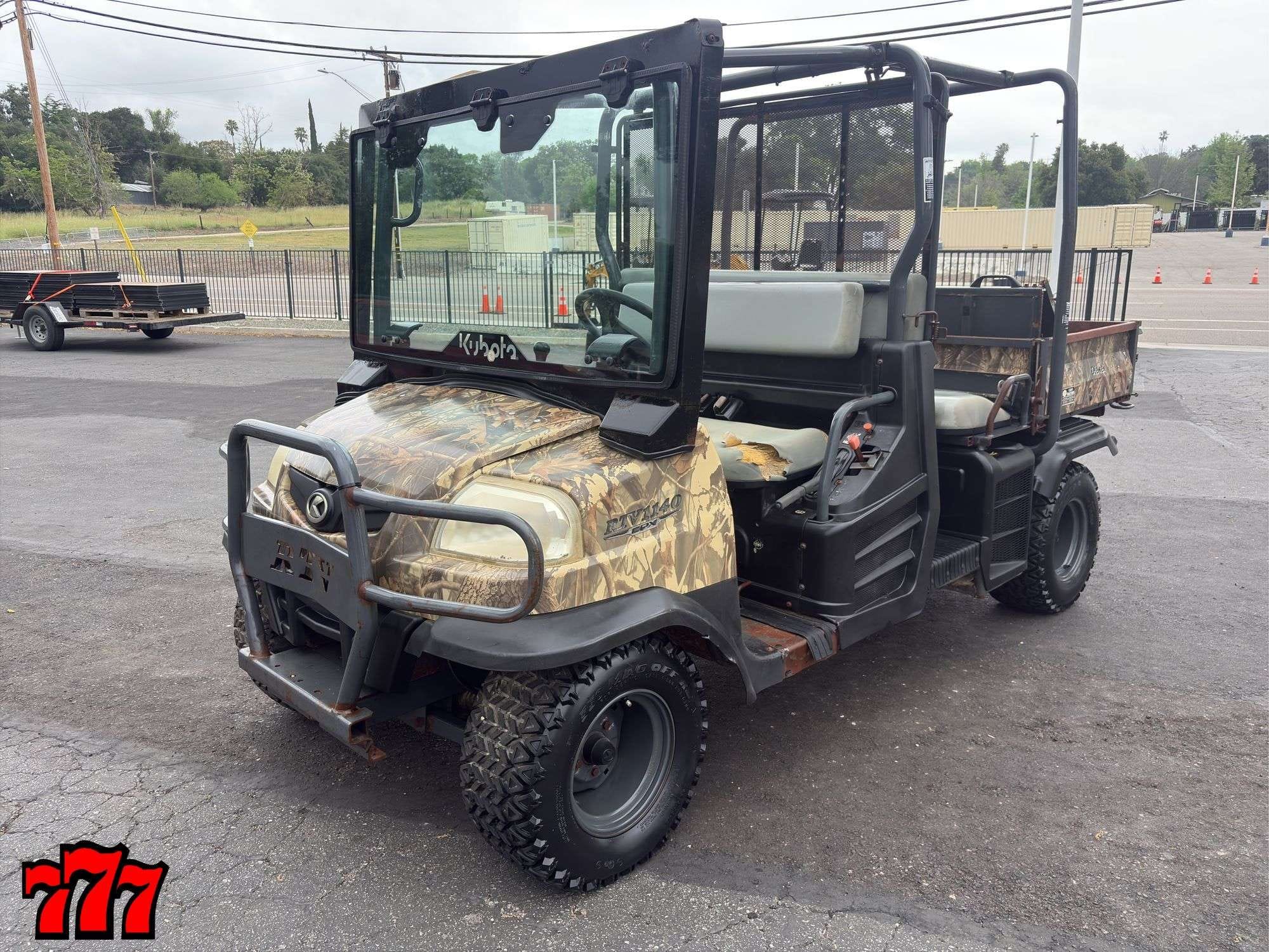 Kubota RTV1140 Equipment Image0