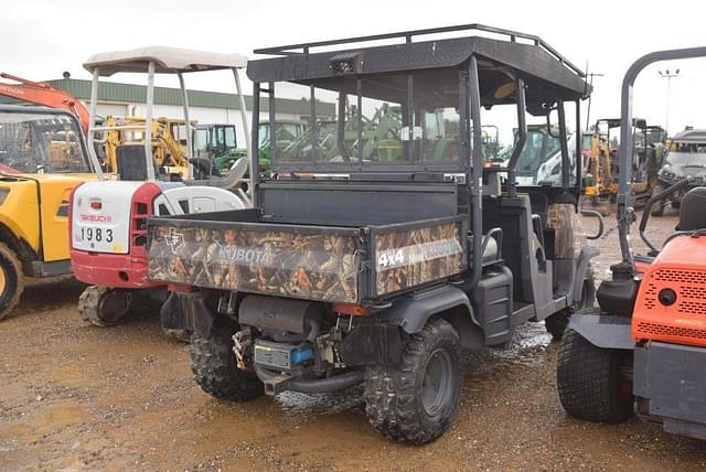 Image of Kubota RTV1140CPX equipment image 2