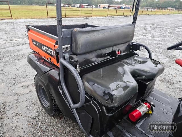 Image of Kubota RTV400 equipment image 1