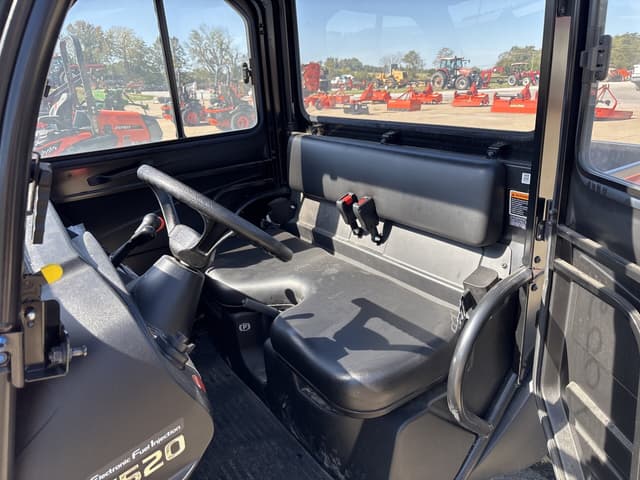 Image of Kubota RTV520 equipment image 2