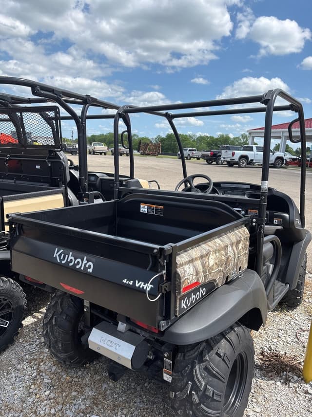 Image of Kubota RTV520 equipment image 2