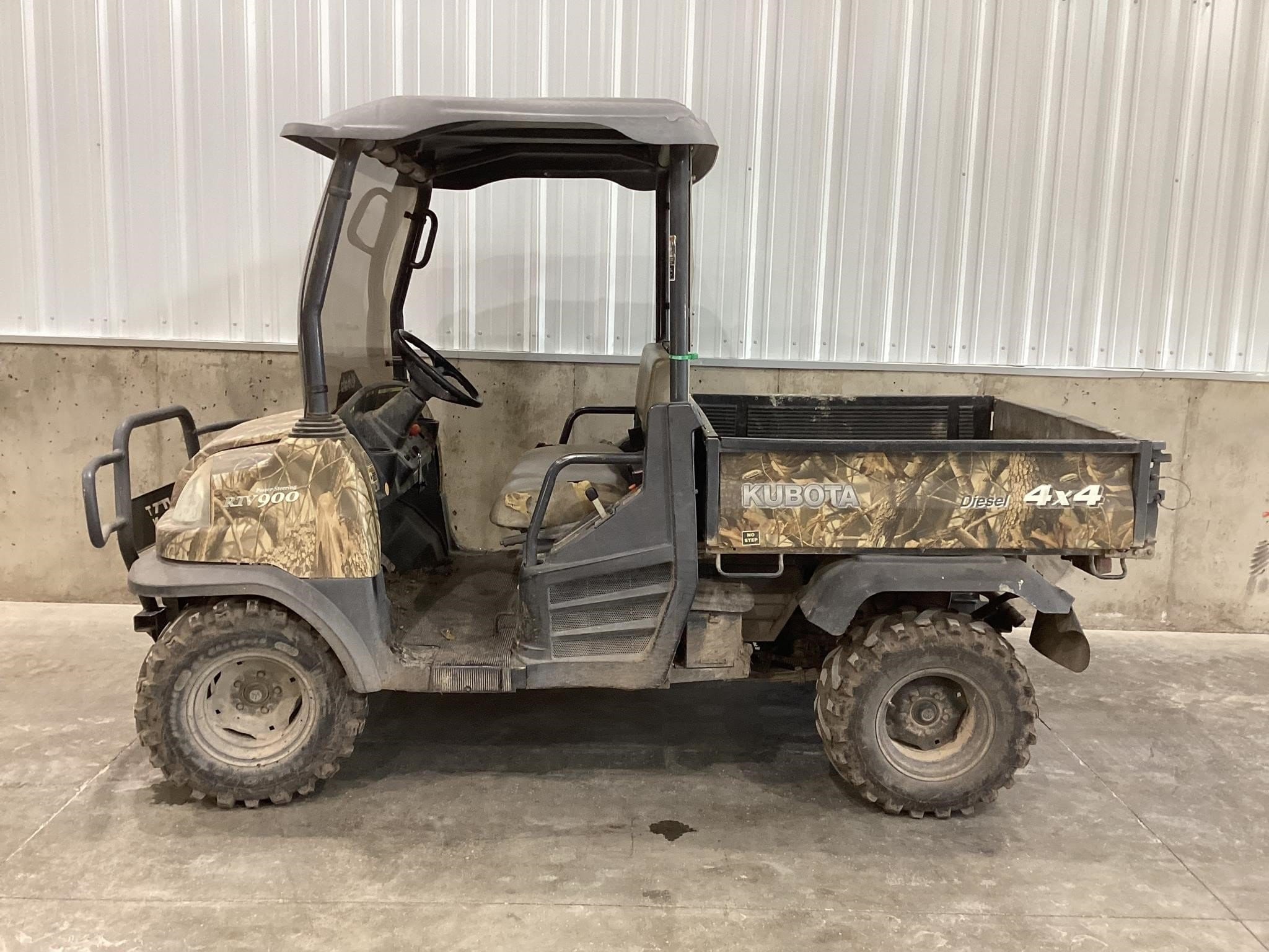 2008 Kubota RTV900 Equipment Image0