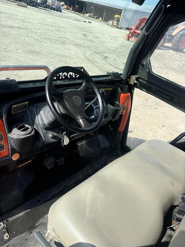 Image of Kubota RTV900 equipment image 2
