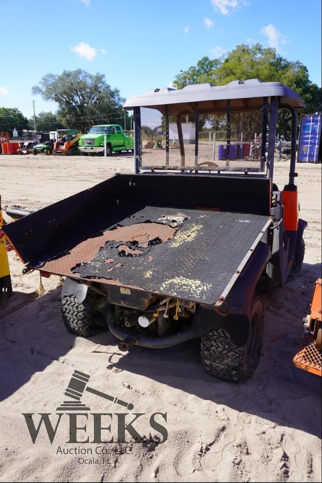 Image of Kubota RTV900 equipment image 2