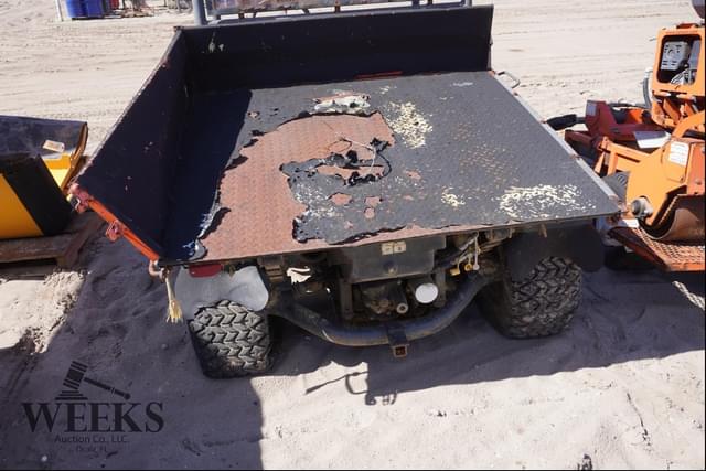 Image of Kubota RTV900 equipment image 4