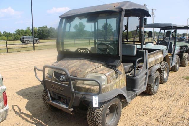 Image of Kubota RTV900 equipment image 2