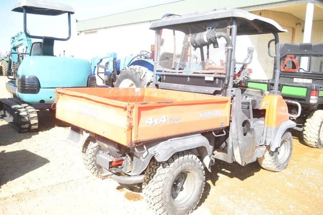 Image of Kubota RTV900 equipment image 2