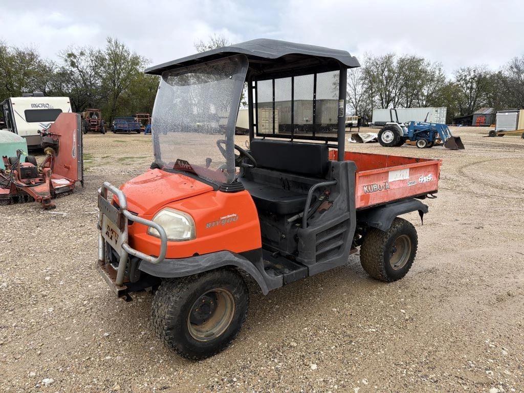 Kubota RTV900 Equipment Image0