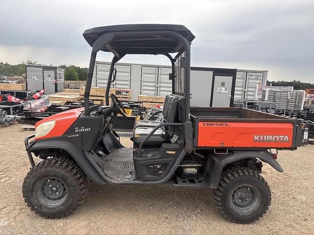 Image of Kubota RTV900 equipment image 1