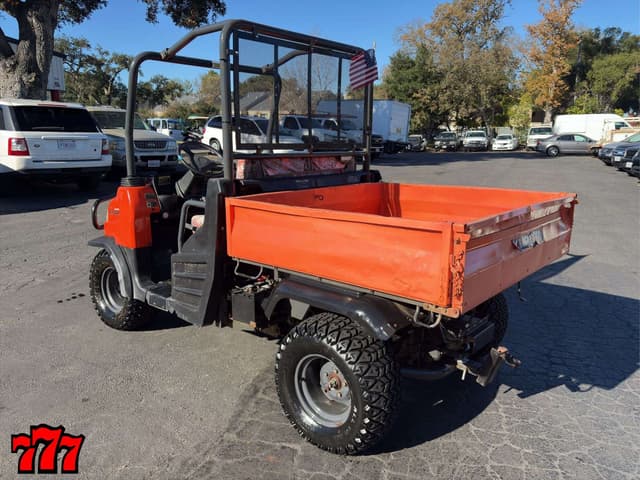 Image of Kubota RTV900 equipment image 2