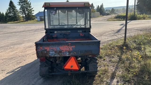 Image of Kubota RTV900 equipment image 3