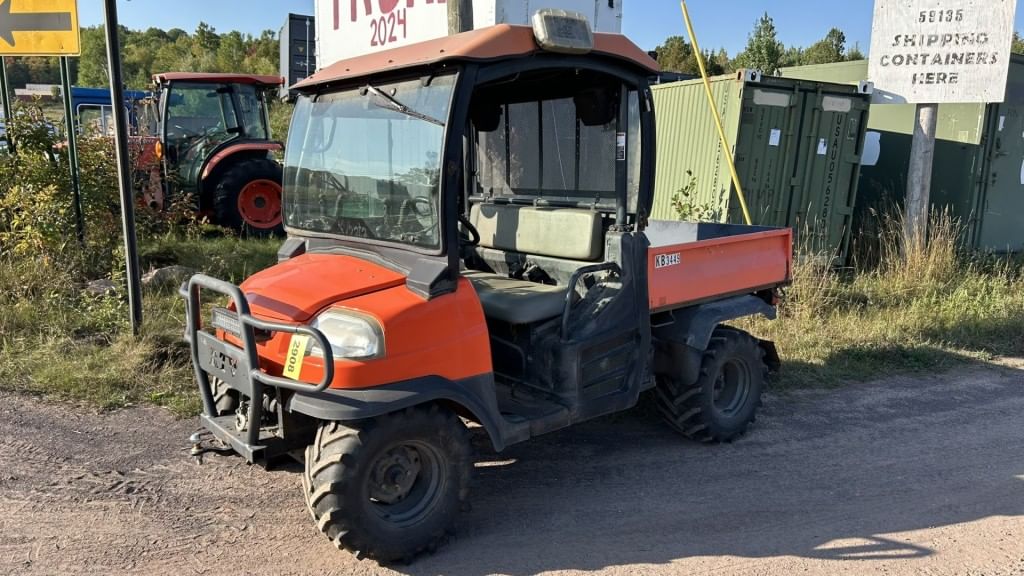 Kubota RTV900 Equipment Image0