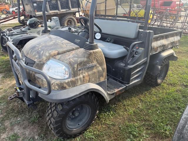 Image of Kubota RTV900 equipment image 2